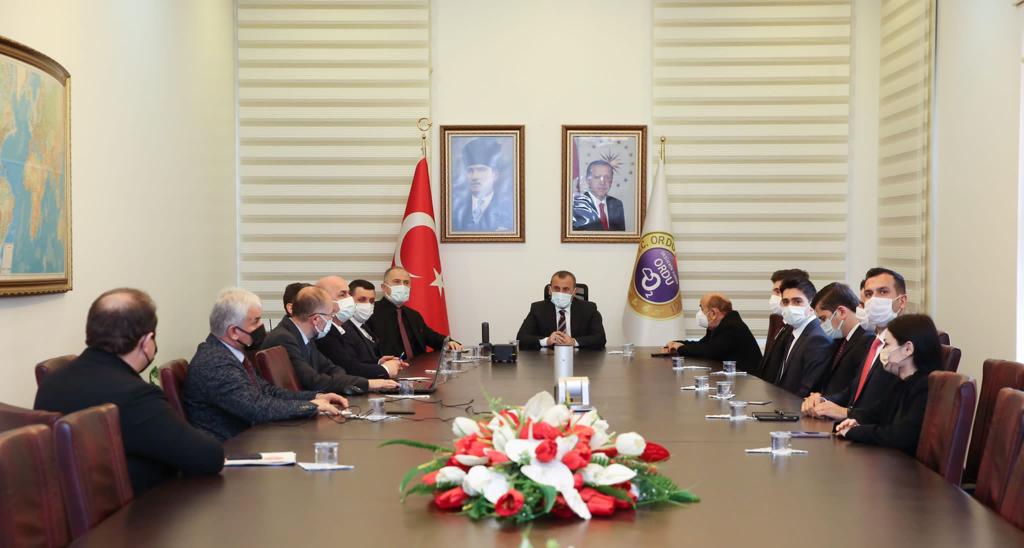 VALİ SONEL, “AŞILARIMIZI İHMAL ETMEYELİM” VALİ SONEL, “AŞILARIMIZI İHMAL ETMEYELİM”
