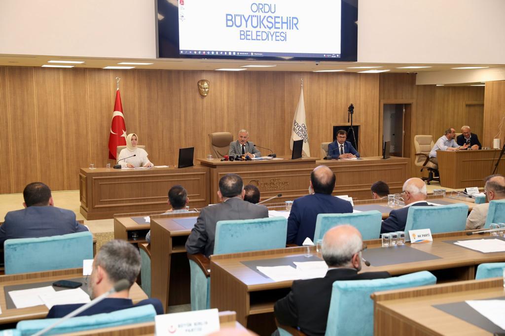 BAŞKAN GÜLER’DEN AÇIKLAMALAR BAŞKAN GÜLER’DEN AÇIKLAMALAR
