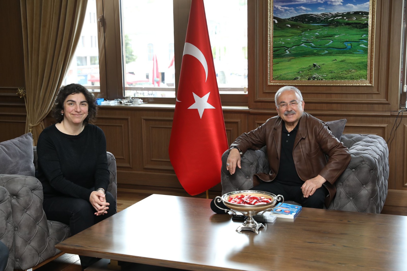 BAŞKAN GÜLER’DEN DÜNYACA ÜNLÜ KALP CERRAHI GÜRSOY’A AÇIK DAVET BAŞKAN GÜLER’DEN DÜNYACA ÜNLÜ KALP CERRAHI GÜRSOY’A AÇIK DAVET