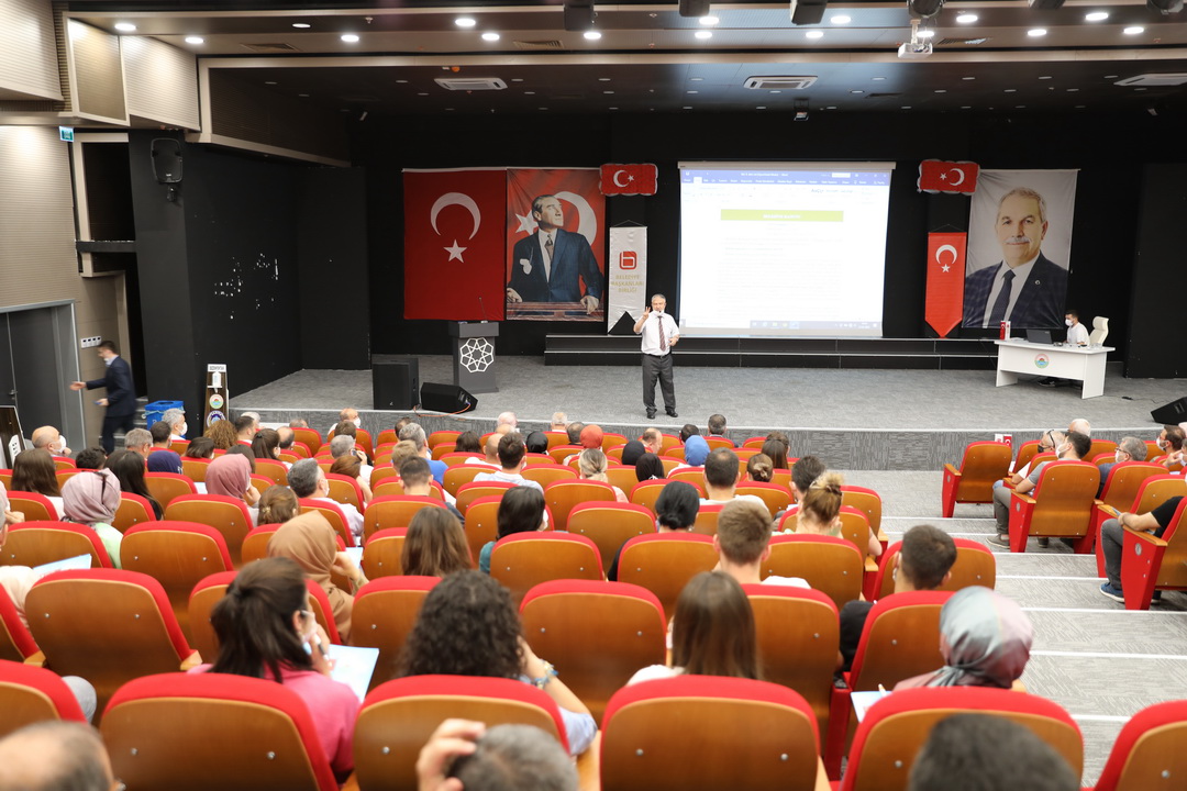 Belediye Başkanları Birliği'nden İlkadım Belediyesi Çalışanlarına Eğitim Semineri