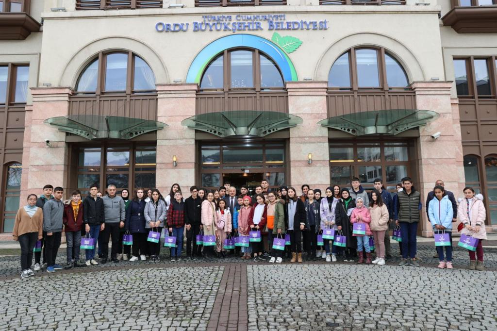 Büyükşehir Öğrencilere Kentini Tanıtıyor Büyükşehir Öğrencilere Kentini Tanıtıyor