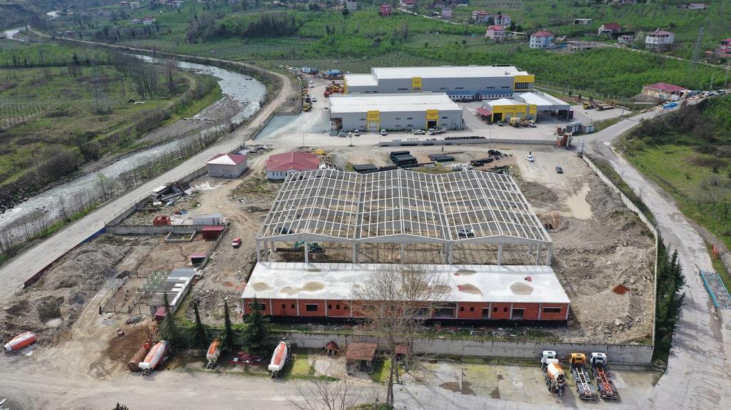 Aktif Karbon Tesisi Yolu Yarıladı
