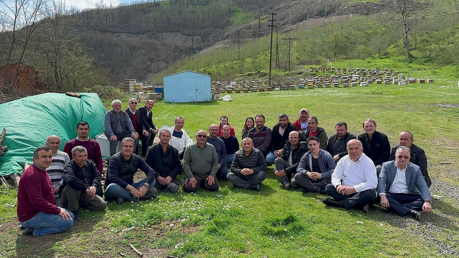 Bolaman Havzası Projesi Kapsamında Arıcılara İlaç Desteğinde Bulunuldu Bolaman Havzası Projesi Kapsamında Arıcılara İlaç Desteğinde Bulunuldu